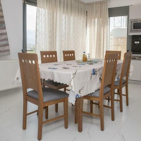 Villa Miron Камиларион Екстериор снимка