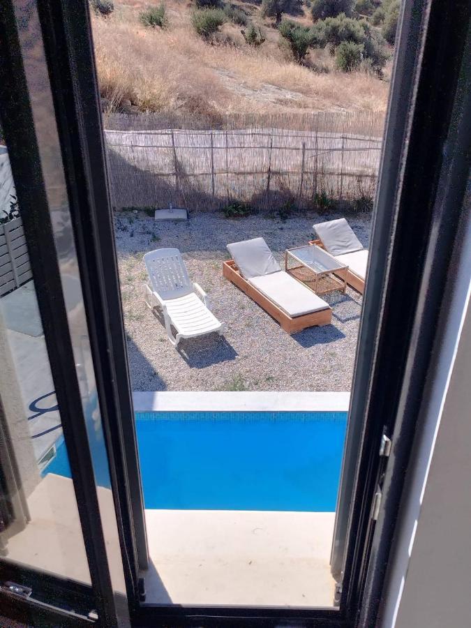 Villa Miron Камиларион Екстериор снимка
